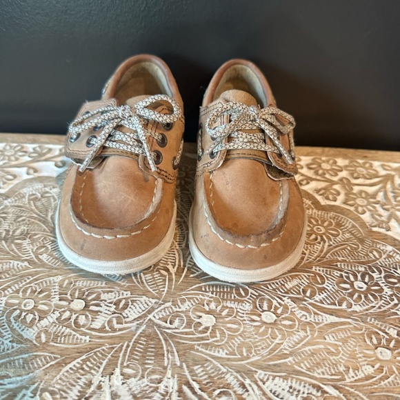 Toddler Sperry Top-Sider Shoes- Size 6 - Picture 2 of 3